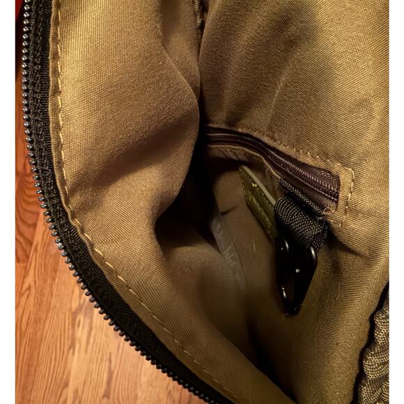 Free People Movement Cold Shoulder Sling Bag Olive Green Ivory Pockets NWOT - Picture 11 of 15